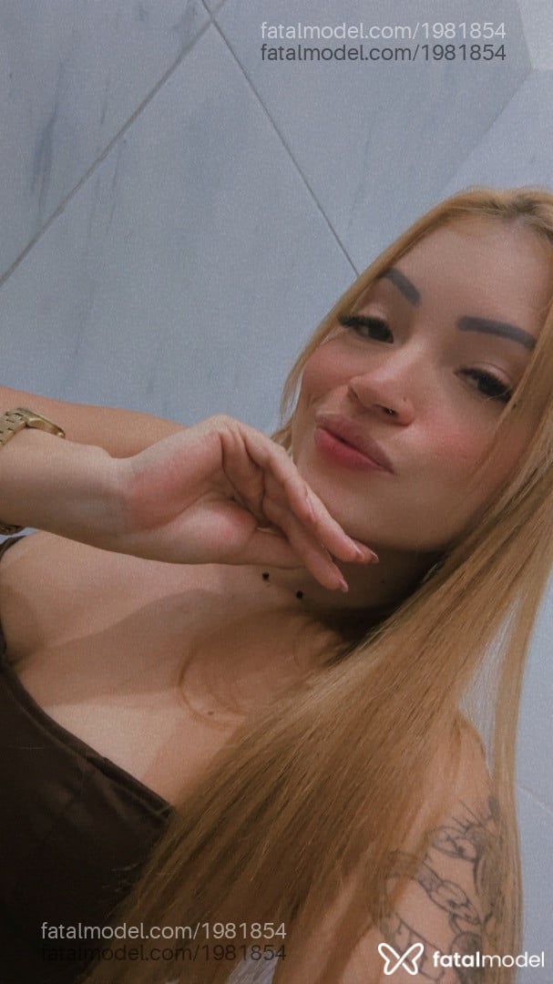 Acompanhante mulher loira (o) de olhos castanhos em Barreiras - Luana