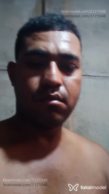 Acompanhante homem com cabelo colorido de olhos castanhos - Prazzzerinho Acompanhante homem com cabelo colorido de olhos castanhos - Prazzzerinho
