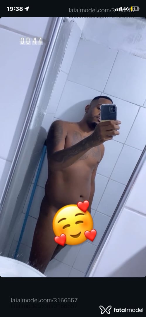 Acompanhante homem morena (o) de olhos castanhos em Salvador - Caiio Henrique