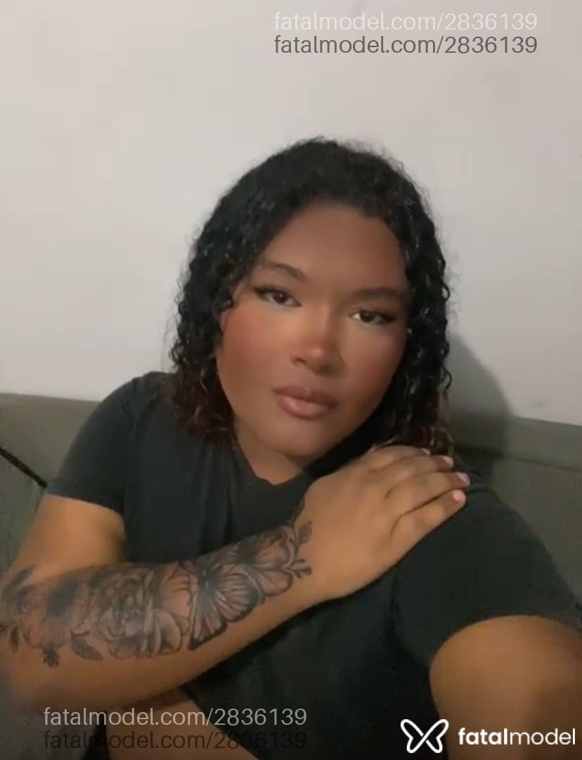 Acompanhante mulher trans ruiva (o) de olhos castanhos em Ipatinga Acompanhante mulher trans ruiva (o) de olhos castanhos em Ipatinga - Mayaa