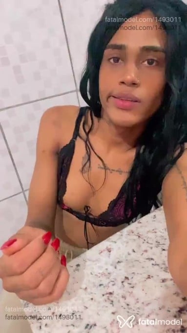 Acompanhante travesti morena (o) de olhos pretos em Itaúna Acompanhante travesti morena (o) de olhos pretos em Itaúna - Eduarda Jullya