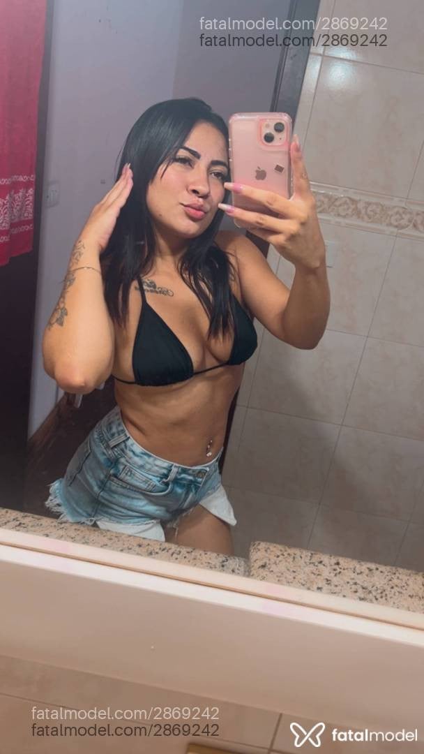 Acompanhante mulher morena (o) de olhos castanhos - Amanda