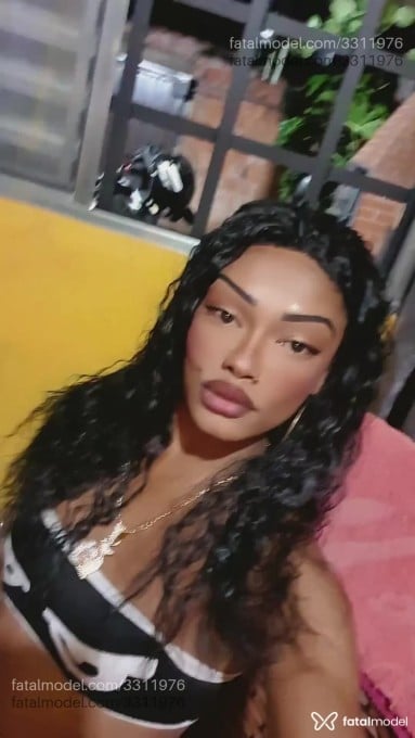 Acompanhante mulher trans morena (o) de olhos castanhos em Ourinhos - Bia Silva