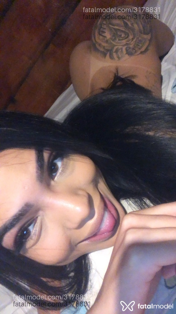 Acompanhante mulher com cabelo castanho de olhos castanhos em Atibaia - Larissa