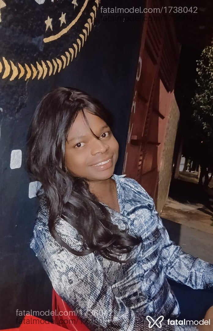 Acompanhante mulher trans com cabelo castanho de olhos pretos em São Paulo Acompanhante mulher trans com cabelo castanho de olhos pretos em São Paulo - Ashley tolledo