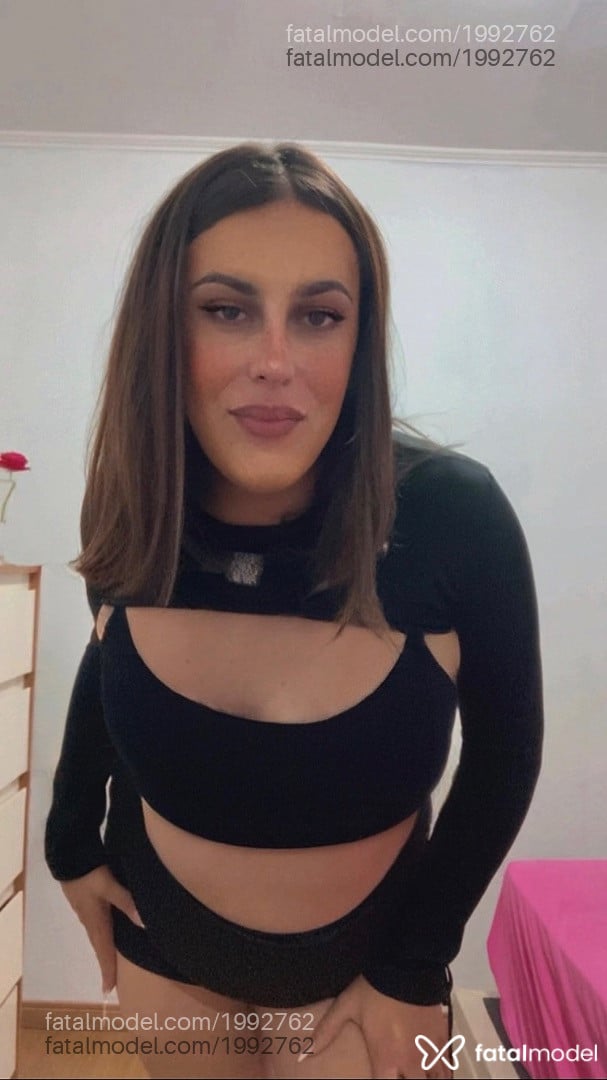 Acompanhante mulher trans com cabelo castanho de olhos castanhos em Canoas - Rafaela