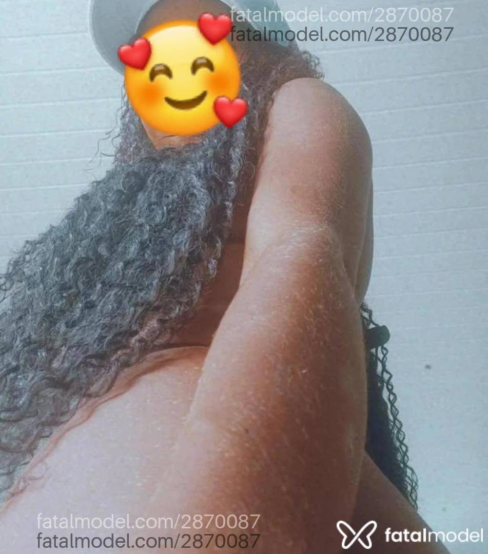 Acompanhante mulher morena (o) de olhos pretos em Rio das Ostras - Julia Mendes