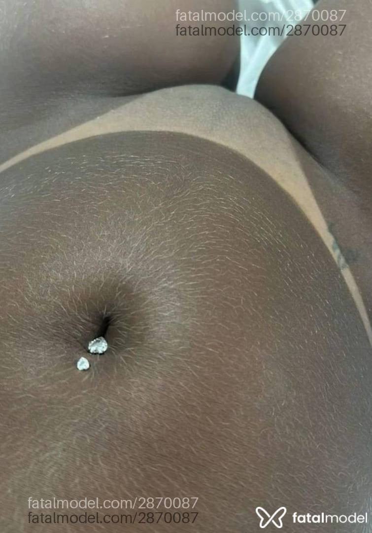 Acompanhante mulher morena (o) de olhos pretos em Rio das Ostras - Julia Mendes
