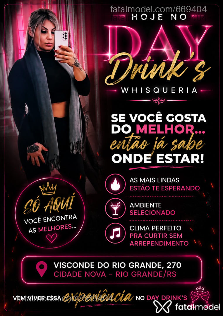 Acompanhante mulher loira (o) de olhos castanhos - Daiane