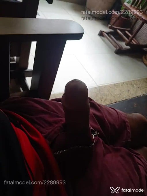 Acompanhante homem morena (o) de olhos castanhos em Rio de Janeiro - Heaton