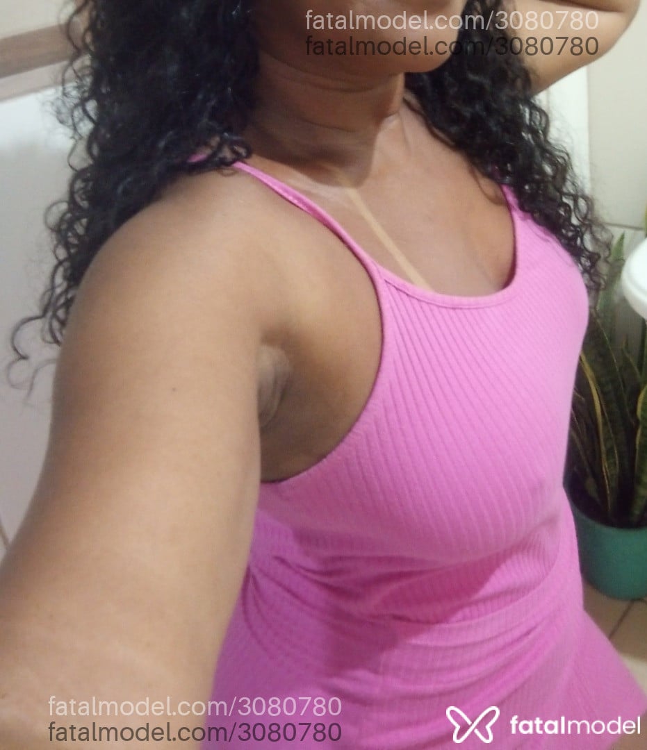 Acompanhante mulher com cabelo castanho de olhos castanhos - Amanda