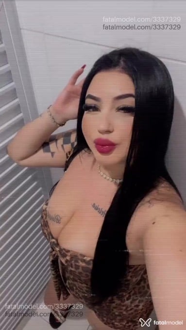 Acompanhante mulher morena (o) de olhos verdes em Pirassununga - Kelly