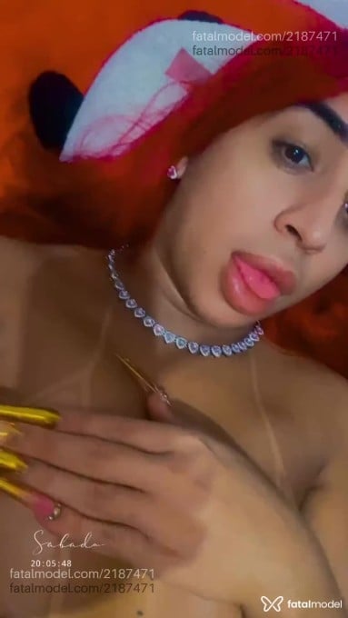 Acompanhante mulher trans ruiva (o) de olhos castanhos em Betim - Thallya
