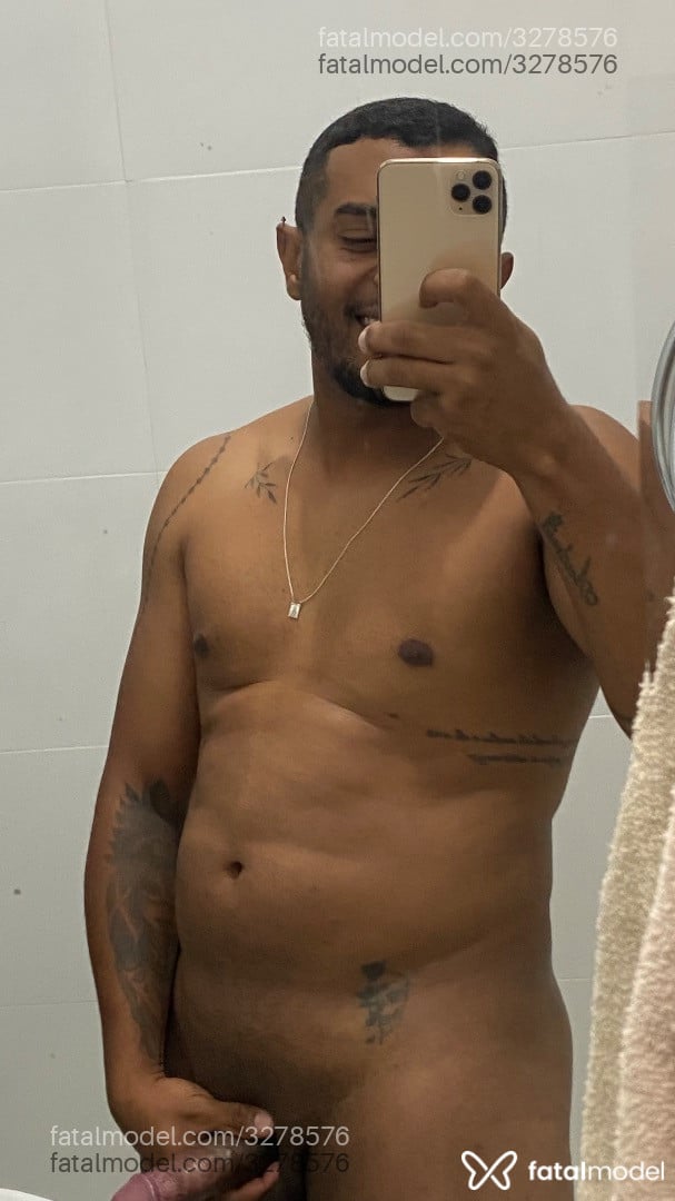 Acompanhante homem morena (o) de olhos castanhos em Sete Lagoas Acompanhante homem morena (o) de olhos castanhos em Sete Lagoas - Pretinho