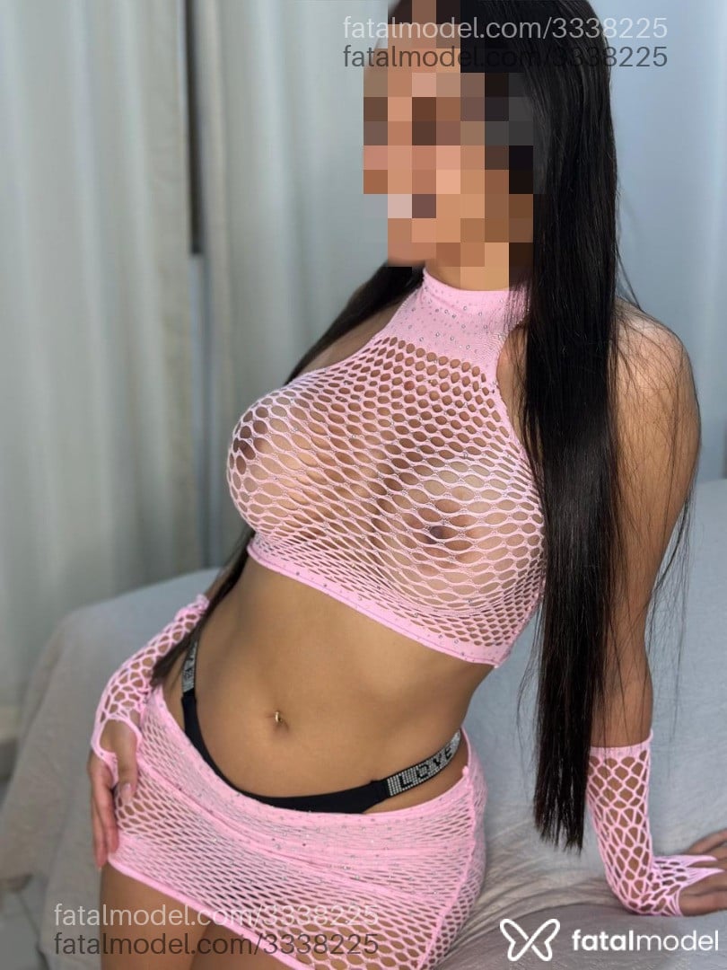 Acompanhante mulher com cabelo castanho de olhos castanhos em Campo Grande Acompanhante mulher com cabelo castanho de olhos castanhos em Campo Grande - Bella Amorim