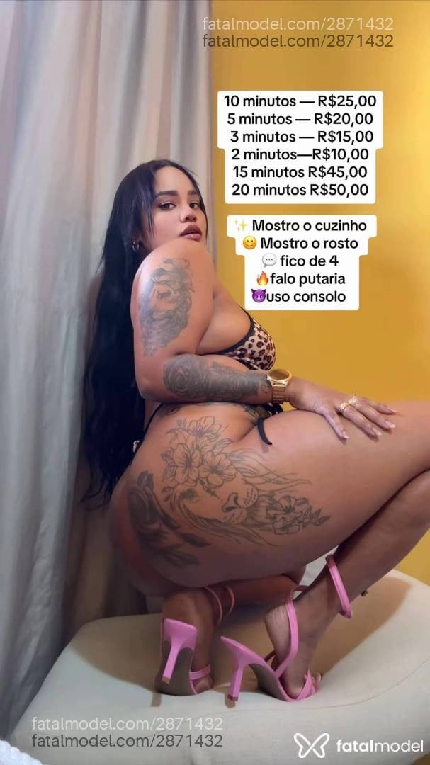 Acompanhante mulher morena (o) de olhos pretos - Negra Raiz