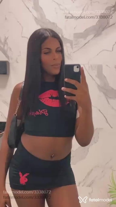 Acompanhante mulher trans morena (o) de olhos verdes em Virtual - Gabinifetinha