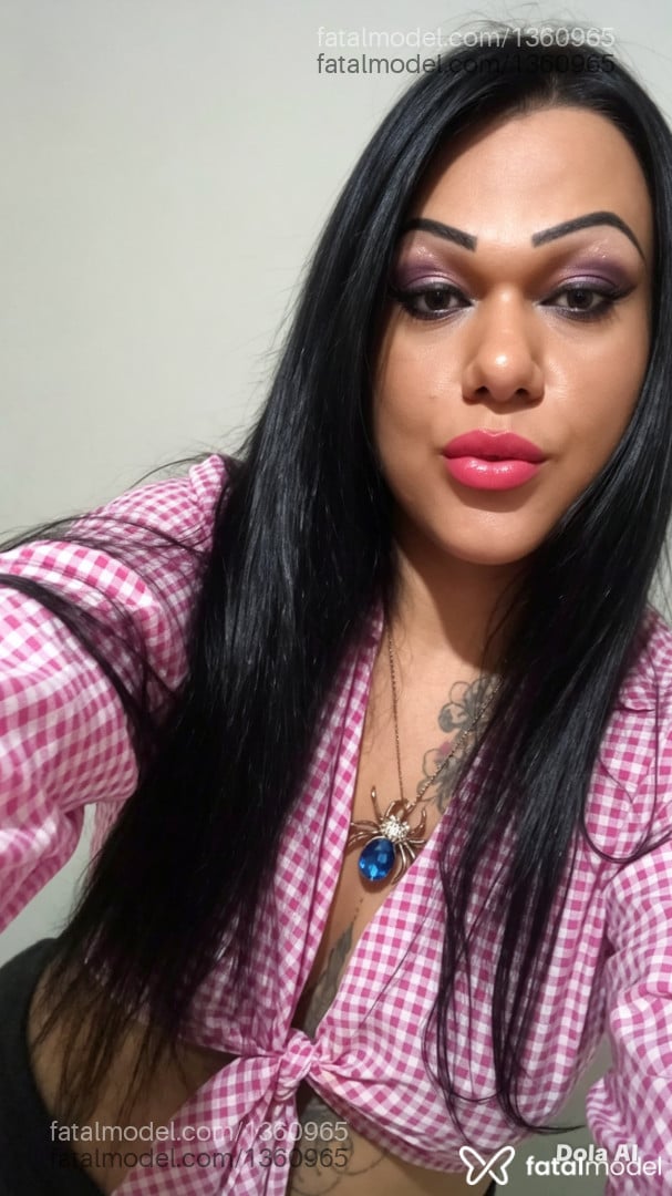Acompanhante mulher trans morena (o) de olhos castanhos em Birigui - Layla marques