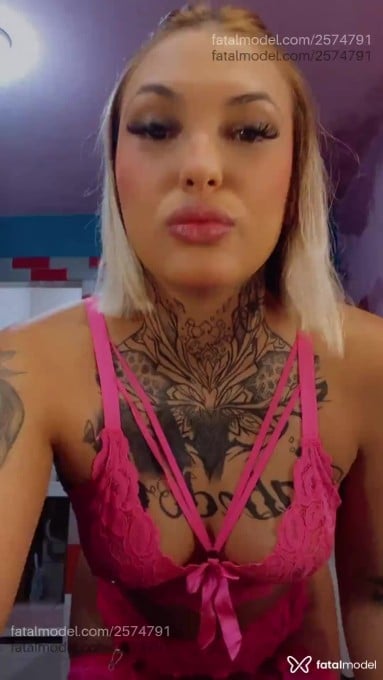 Acompanhante mulher morena (o) de olhos castanhos em Timbó Acompanhante mulher morena (o) de olhos castanhos em Timbó - Fany