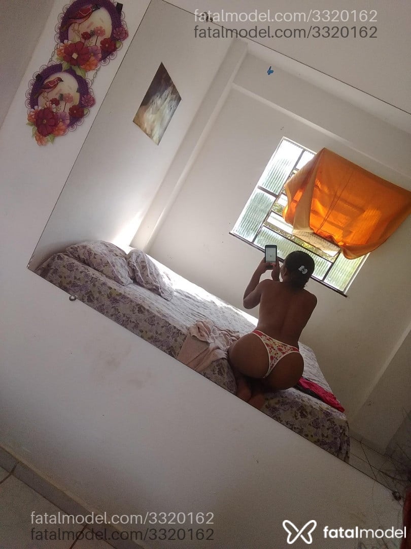 Acompanhante mulher morena (o) de olhos pretos em Curitiba - Janaina Lopes