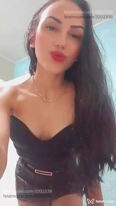 Acompanhante mulher morena (o) de olhos castanhos em Cascavel - Bianca