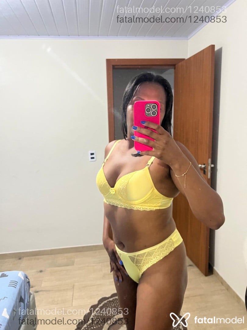 Acompanhante mulher morena (o) de olhos castanhos em Blumenau - Isabela