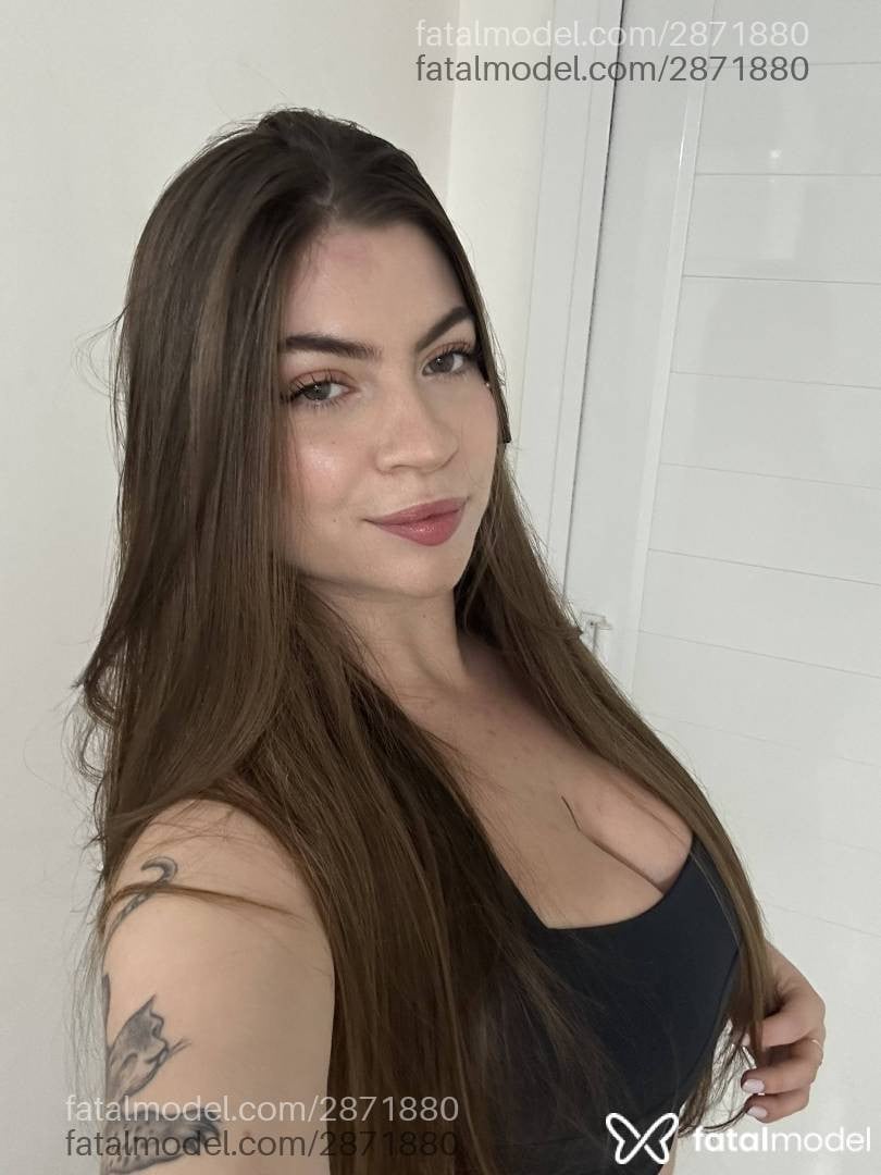 Acompanhante mulher ruiva (o) de olhos verdes - Sara Lima