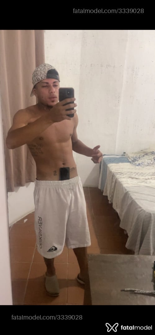 Acompanhante homem morena (o) de olhos castanhos em Guarujá Acompanhante homem morena (o) de olhos castanhos em Guarujá - Alex Souza