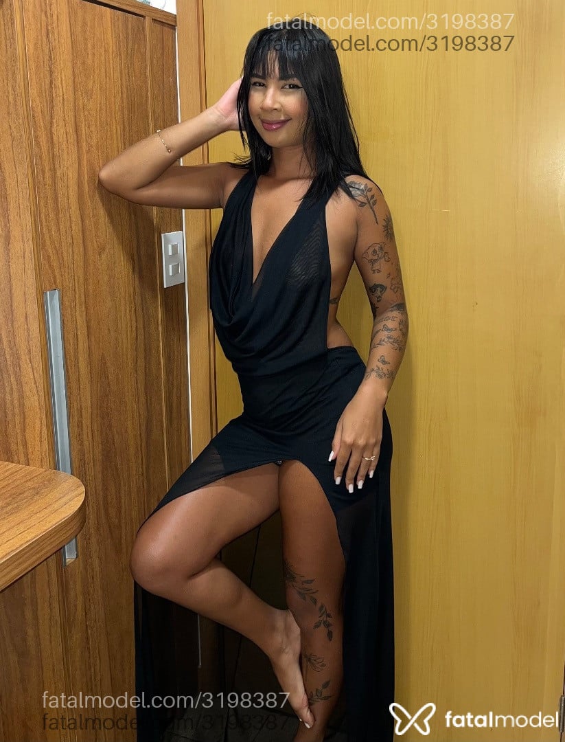 Acompanhante mulher morena (o) de olhos castanhos - Ana Laura Acompanhante mulher morena (o) de olhos castanhos - Ana Laura