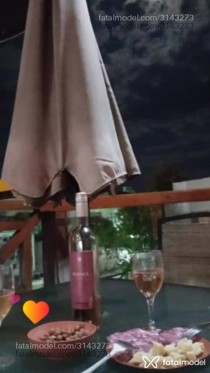Acompanhante homem com cabelo castanho de olhos castanhos em Nova Friburgo Acompanhante homem com cabelo castanho de olhos castanhos em Nova Friburgo - LORRAN NEVES