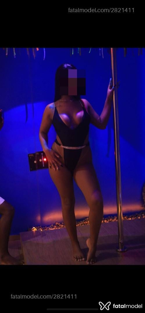 Acompanhante mulher morena (o) de olhos pretos em Virtual Acompanhante mulher morena (o) de olhos pretos em Virtual - Carol