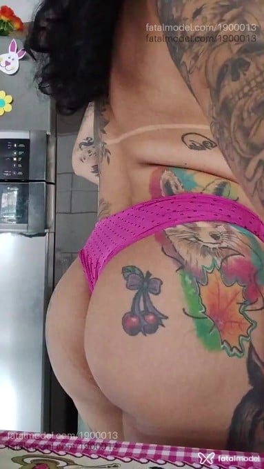 Acompanhante mulher morena (o) de olhos pretos em Porto Velho - Helenzinha