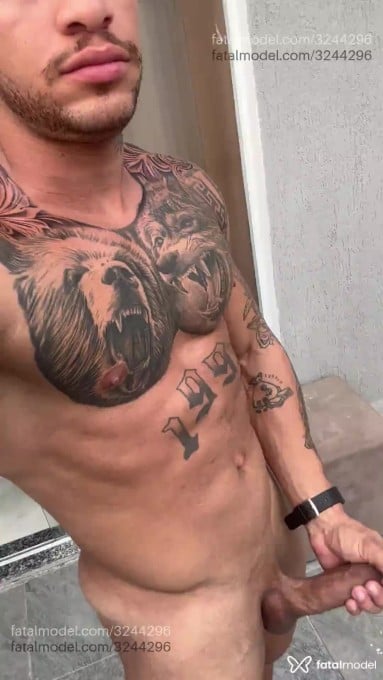 Acompanhante homem com cabelo castanho de olhos castanhos em Rio de Janeiro - Jotta