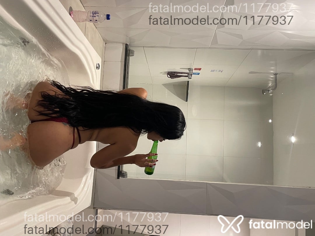 Acompanhante mulher com cabelo castanho de olhos castanhos em Brumado - Lorena