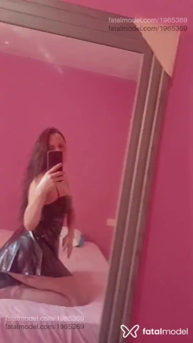 Acompanhante mulher trans morena (o) de olhos castanhos em Maringá - Rebecca