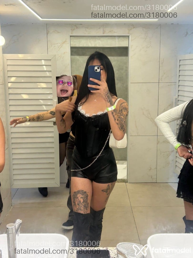 Acompanhante mulher trans morena (o) de olhos castanhos em Telêmaco Borba - Emanuelly baa