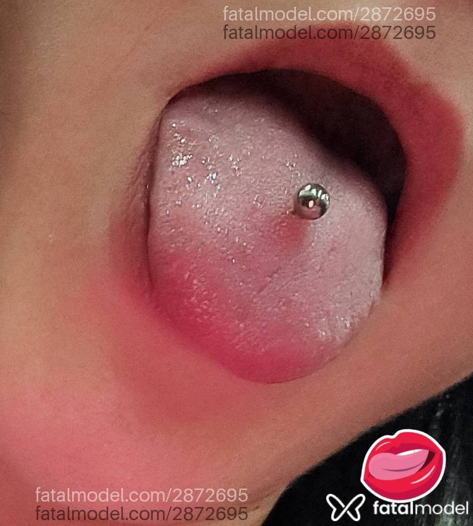 Acompanhante mulher morena (o) de olhos pretos - Bianca