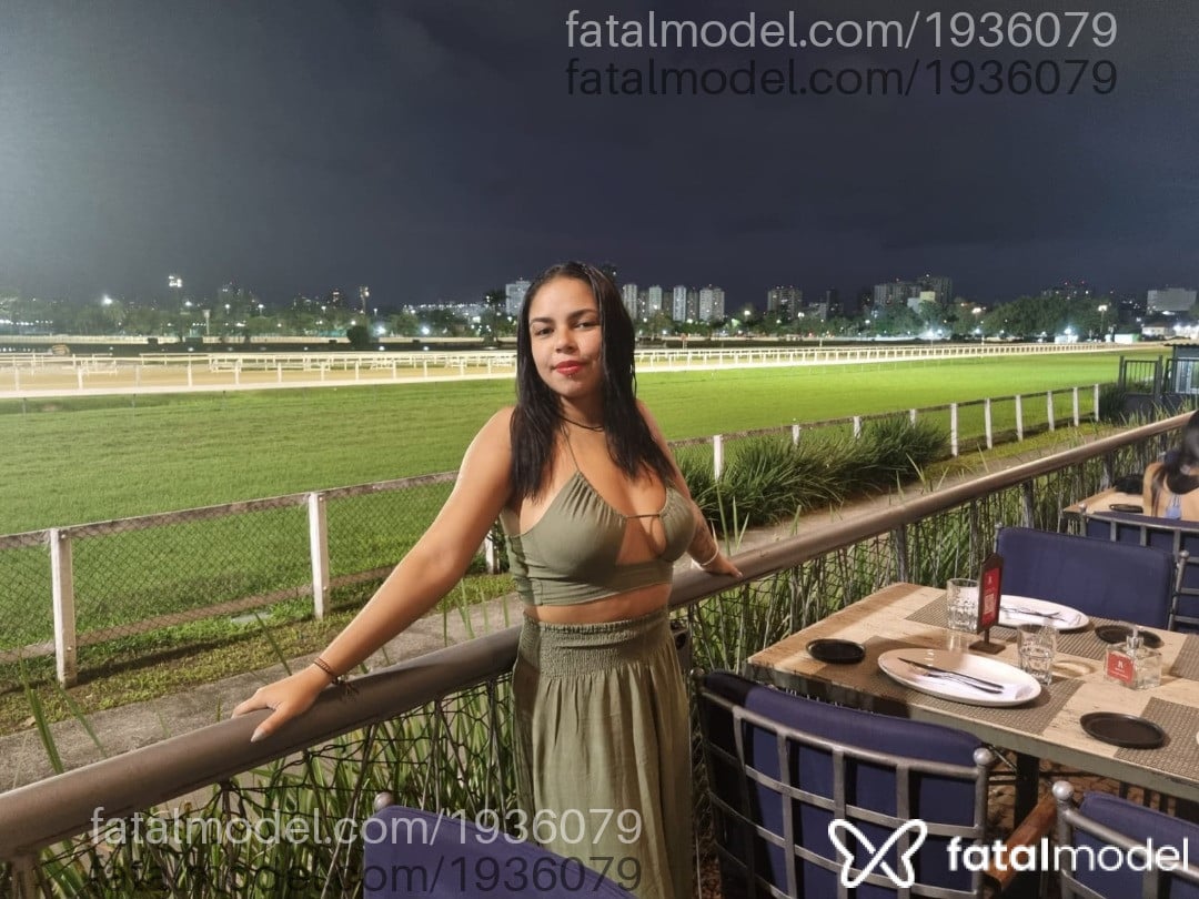 Acompanhante mulher morena (o) de olhos pretos em Rio de Janeiro - Milly Bianco