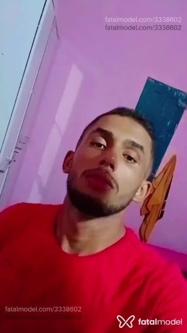 Acompanhante homem morena (o) de olhos castanhos em Virtual - Lima Lima