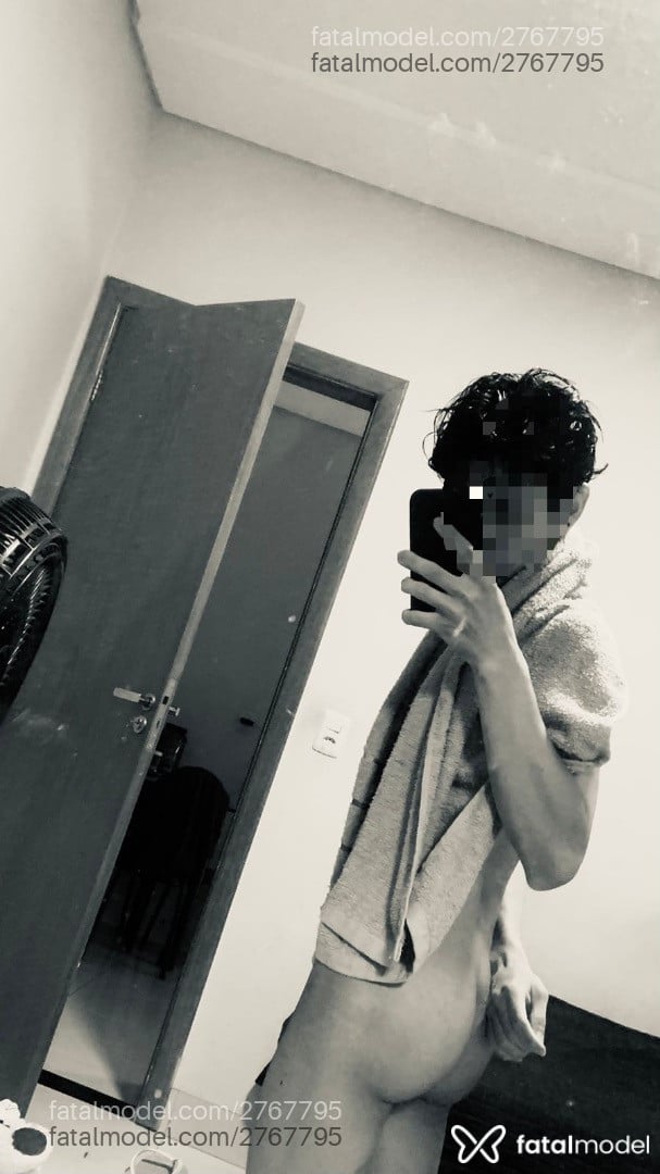 Acompanhante homem morena (o) de olhos castanhos em Goiânia - Nosfera