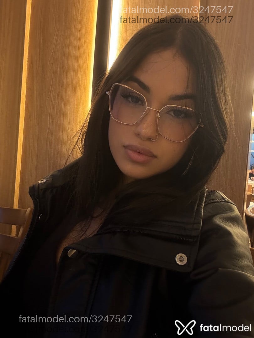 Acompanhante mulher morena (o) de olhos castanhos em São Paulo - Stephany Amorelli