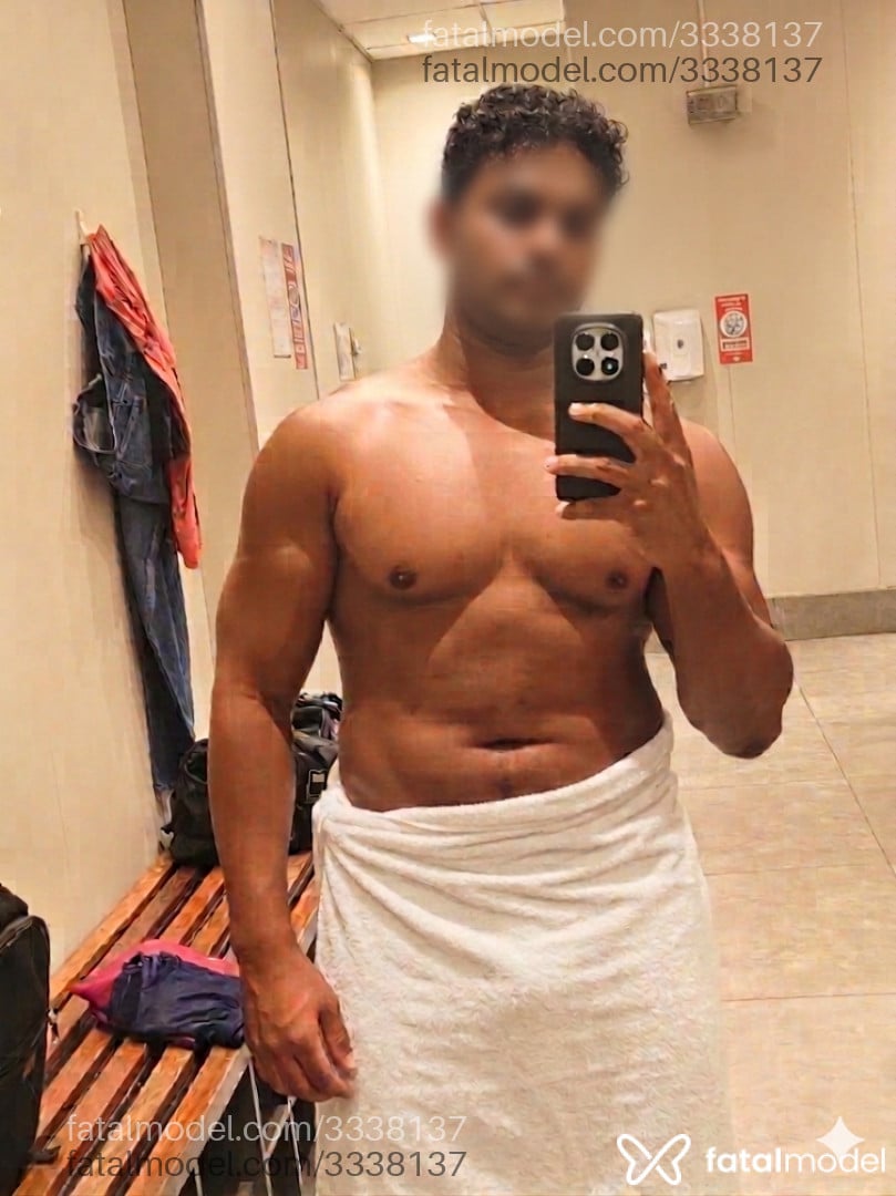 Acompanhante homem morena (o) de olhos castanhos em Belo Horizonte Acompanhante homem morena (o) de olhos castanhos em Belo Horizonte - Heitor