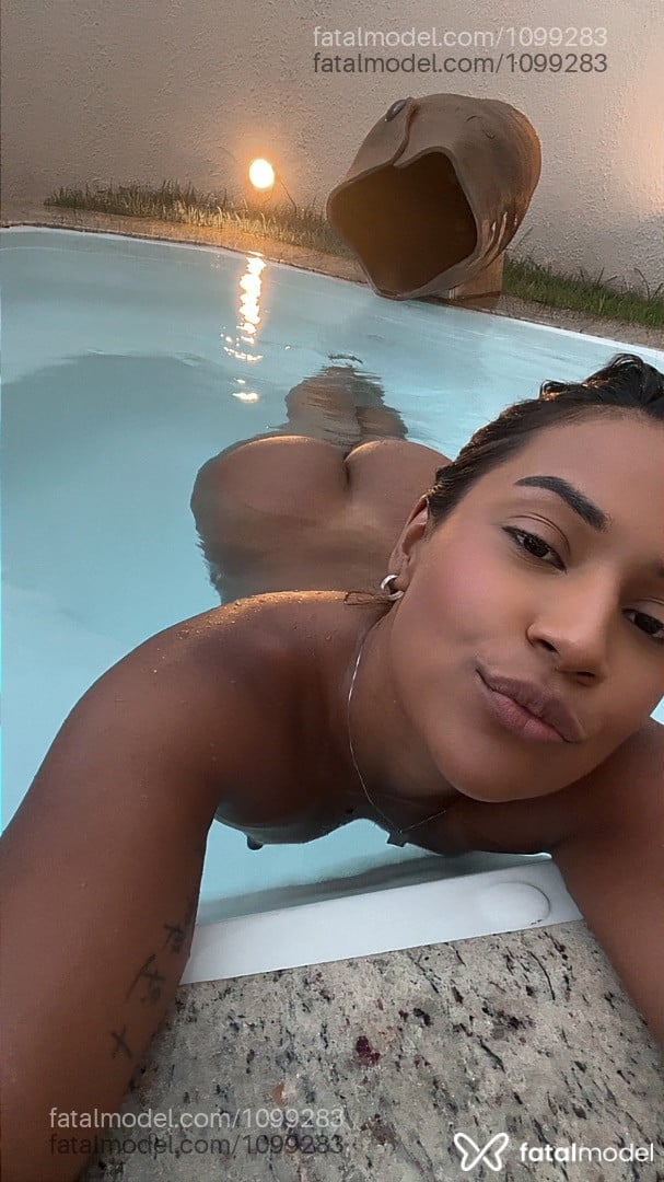 Acompanhante mulher morena (o) de olhos pretos em Uberlândia - Thais Lima