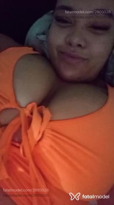 Acompanhante mulher morena (o) de olhos castanhos em Araruama - Mavii