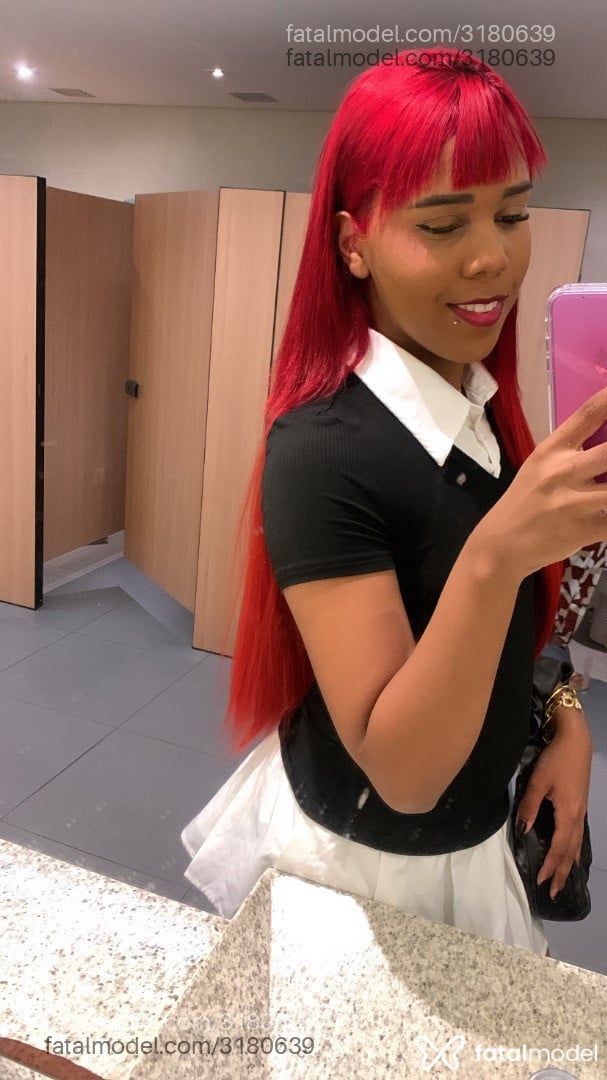 Acompanhante mulher trans ruiva (o) de olhos castanhos em Recife - Melissa