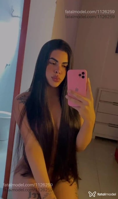 Acompanhante travesti morena (o) de olhos castanhos em Capelinha Acompanhante travesti morena (o) de olhos castanhos em Capelinha - Lavinia