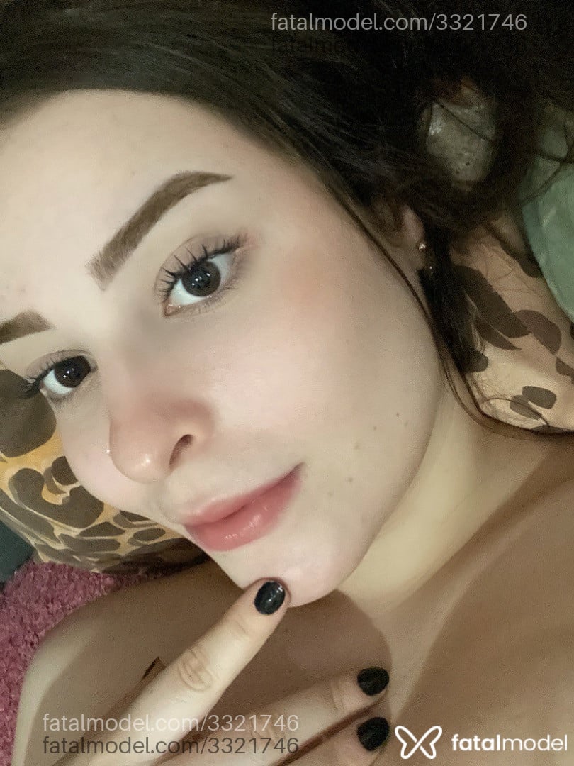 Acompanhante mulher com cabelo castanho de olhos castanhos em Cascavel Acompanhante mulher com cabelo castanho de olhos castanhos em Cascavel - Bianca Lima