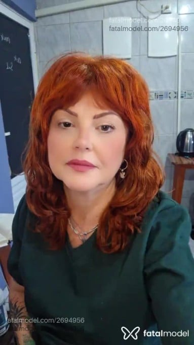 Acompanhante mulher ruiva (o) de olhos castanhos em São Paulo - Marina Ruivosa
