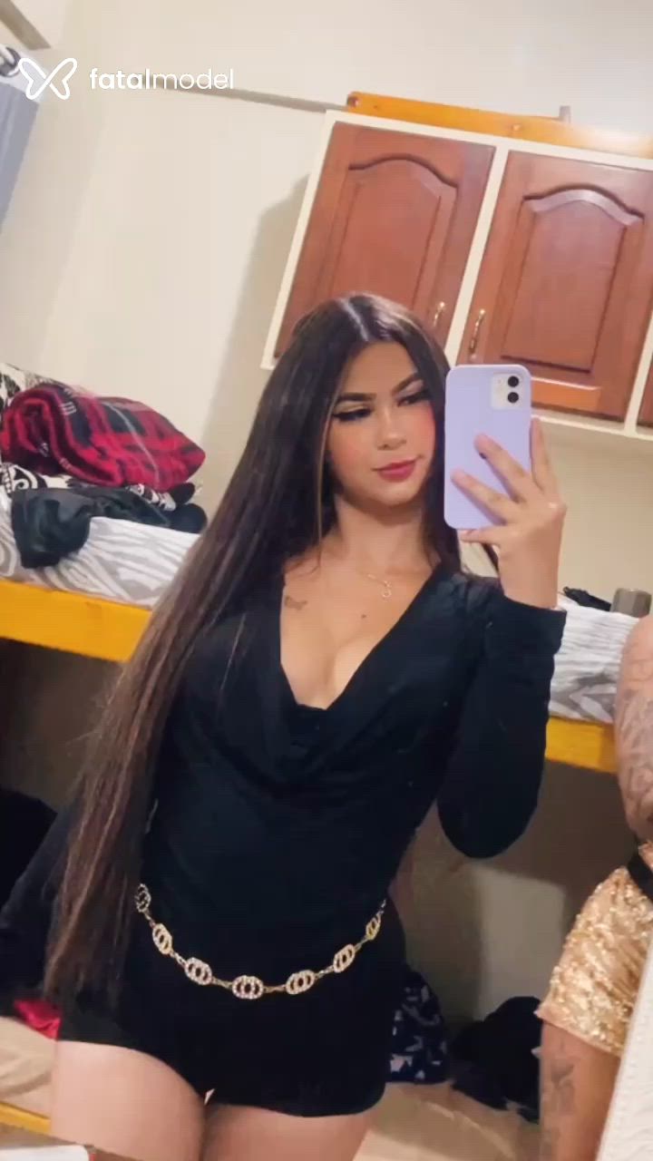 Acompanhante mulher morena (o) de olhos mel - Mirela Neves