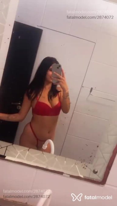 Acompanhante mulher morena (o) de olhos mel em Londrina - Heloísa Vicente